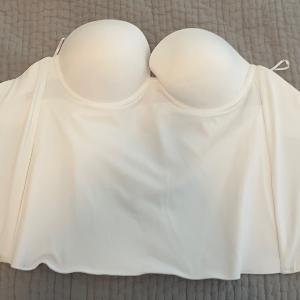 Seamless white bustiers NWOT